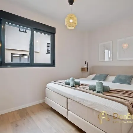 3 Bedrooms Mijas With Pool 丰希罗拉